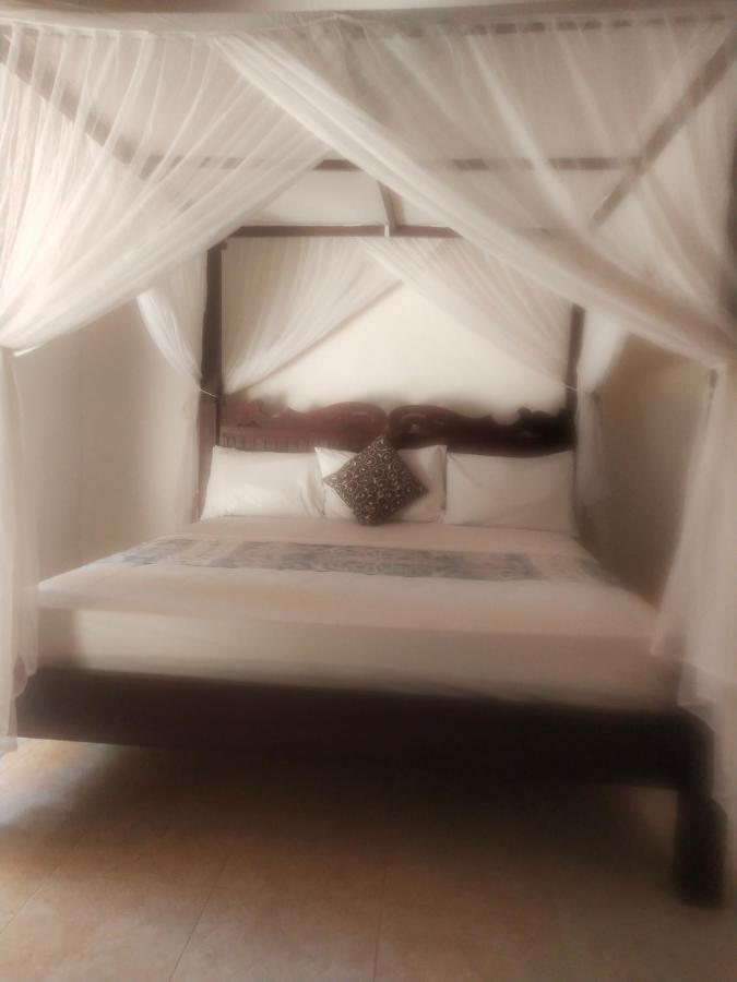 Santa Fe Homestay & Warong Amed Exteriör bild