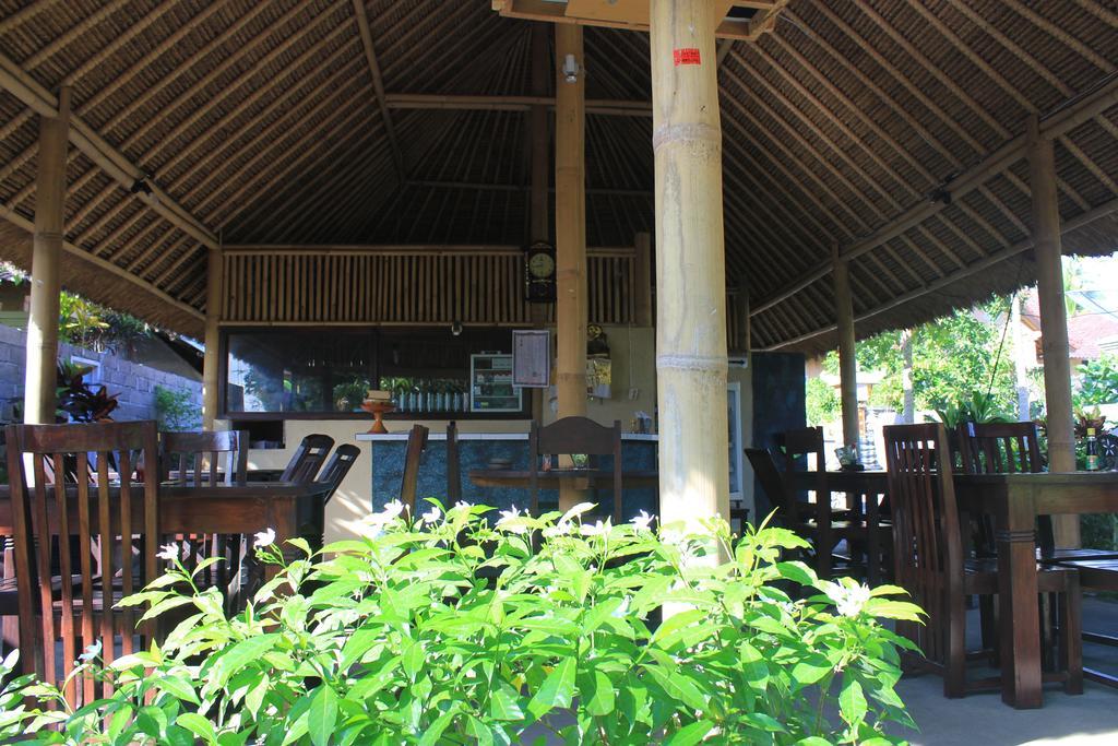 Santa Fe Homestay & Warong Amed Exteriör bild