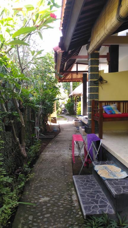 Santa Fe Homestay & Warong Amed Exteriör bild