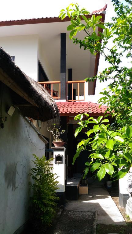 Santa Fe Homestay & Warong Amed Exteriör bild