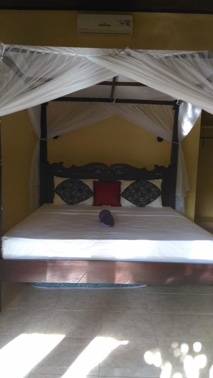 Santa Fe Homestay & Warong Amed Exteriör bild