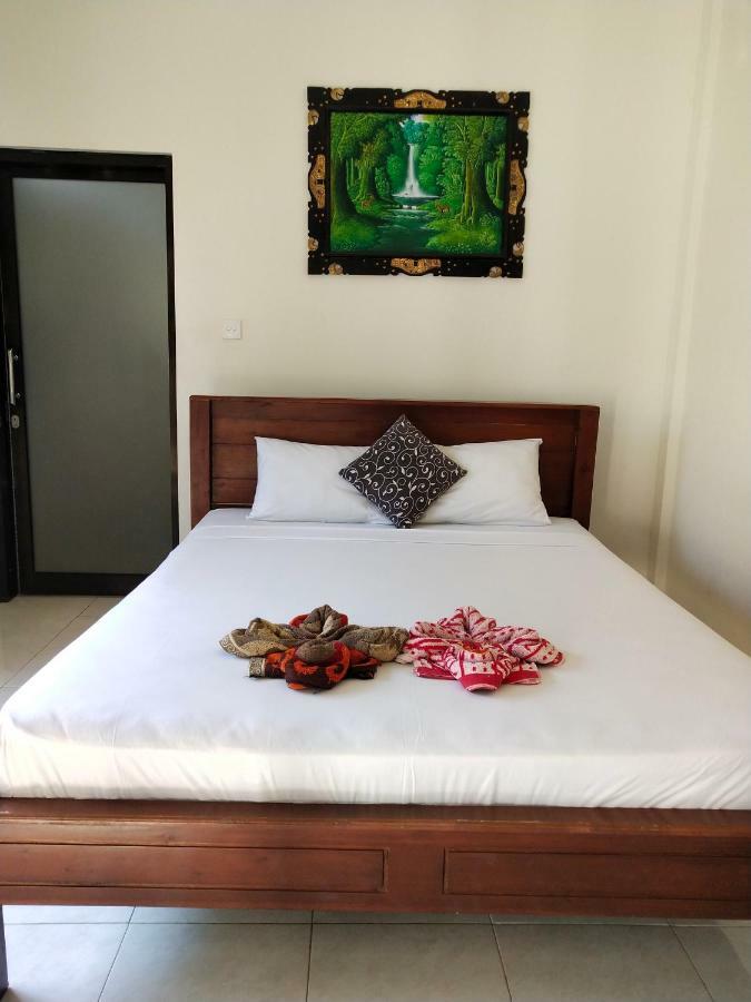 Santa Fe Homestay & Warong Amed Exteriör bild